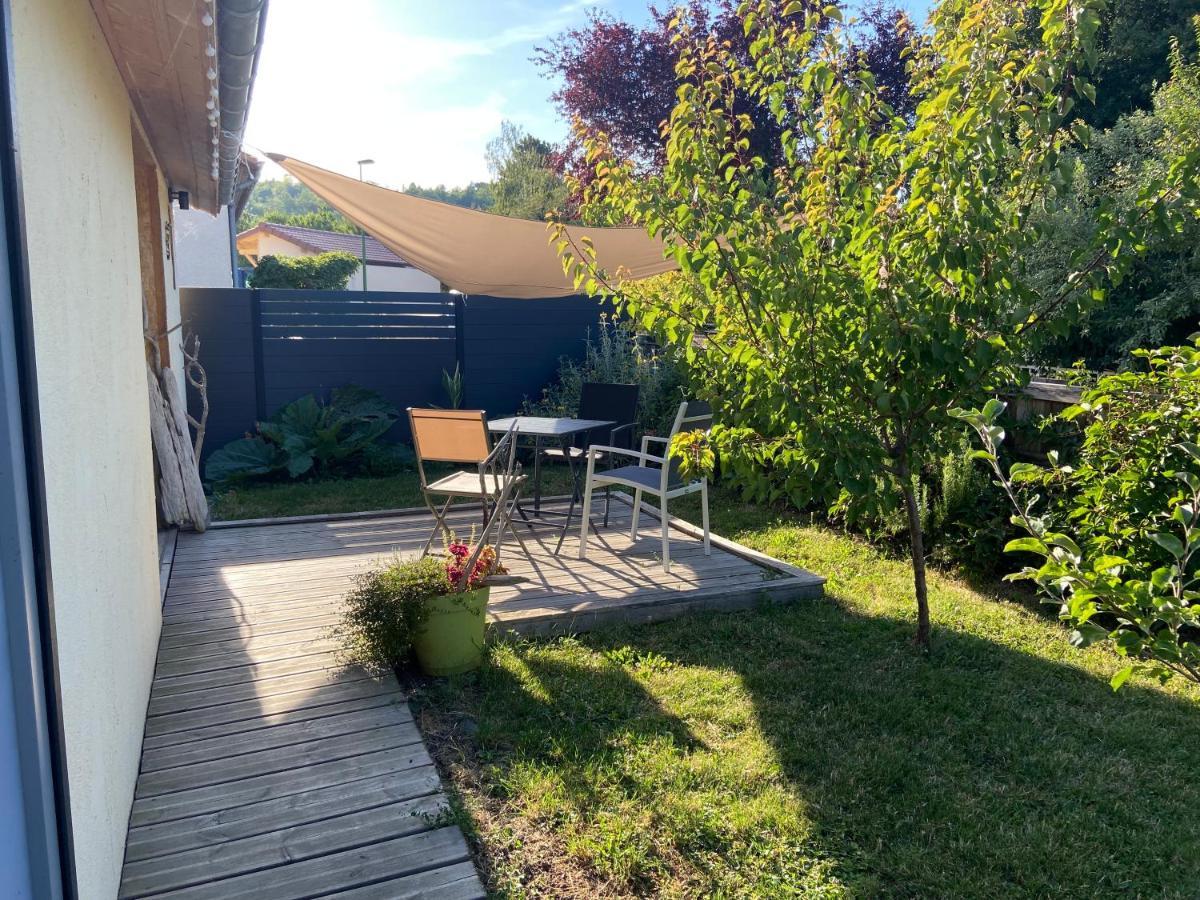 Les Saugeys Apartment Mâcon Екстериор снимка
